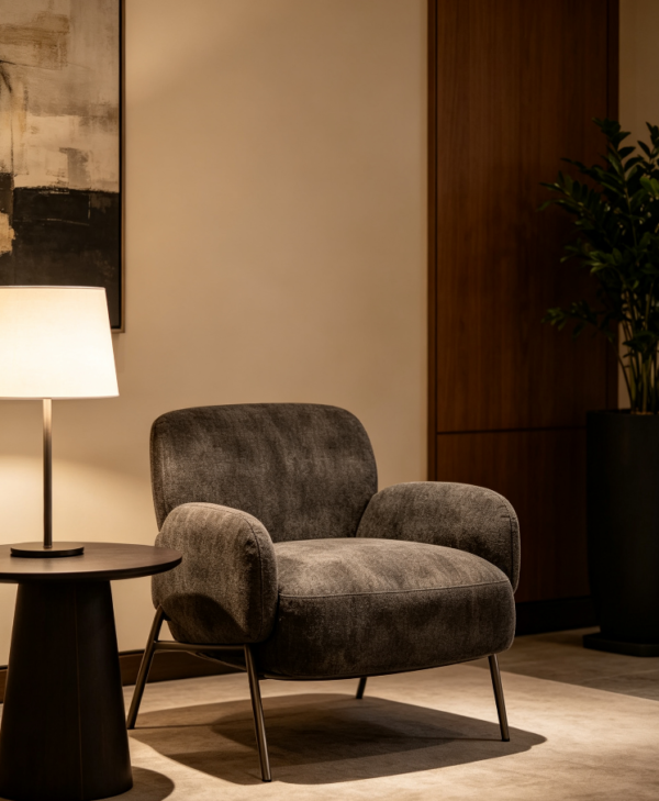Curved Upholstered Lounge Chair with Metal Legs